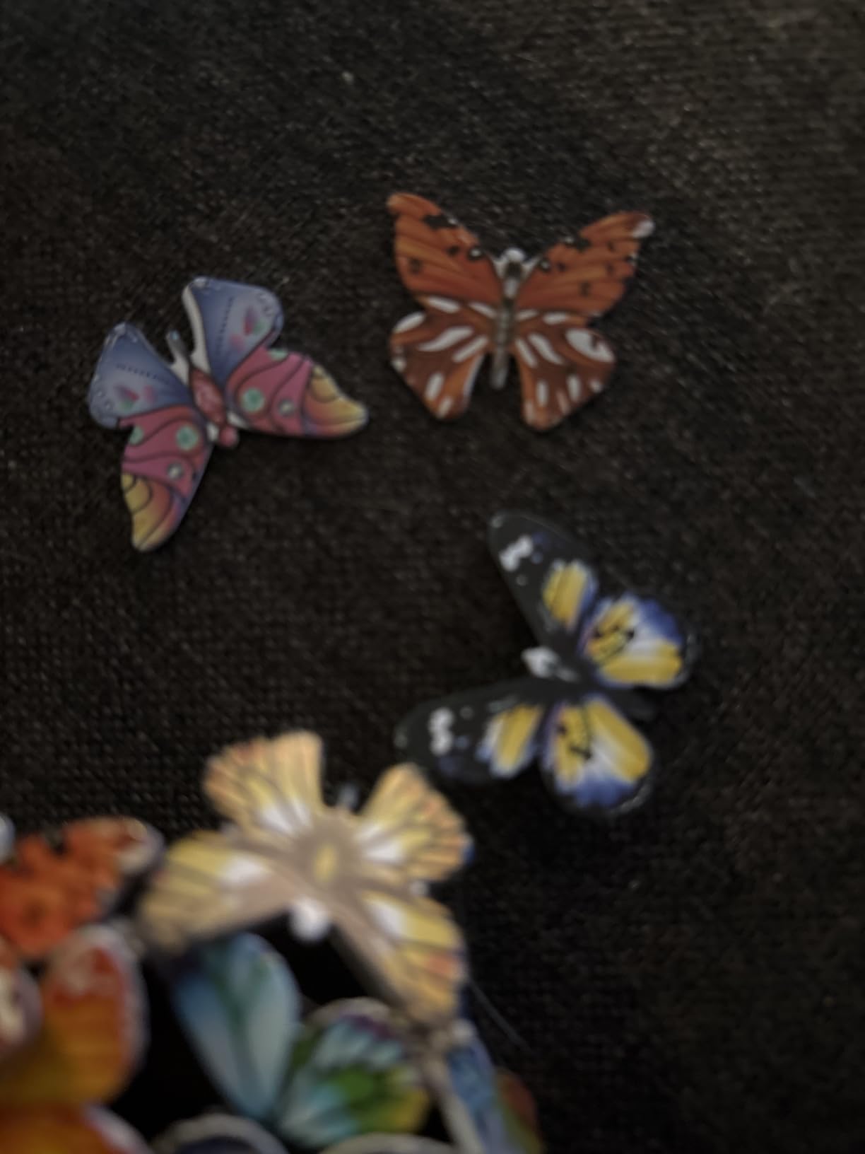 Desk Sculpture Butterflies Desktop Stress Relief Toy Fidget Toy for Anxiety Office Gift (22pcs Butterflies) customer photo 1