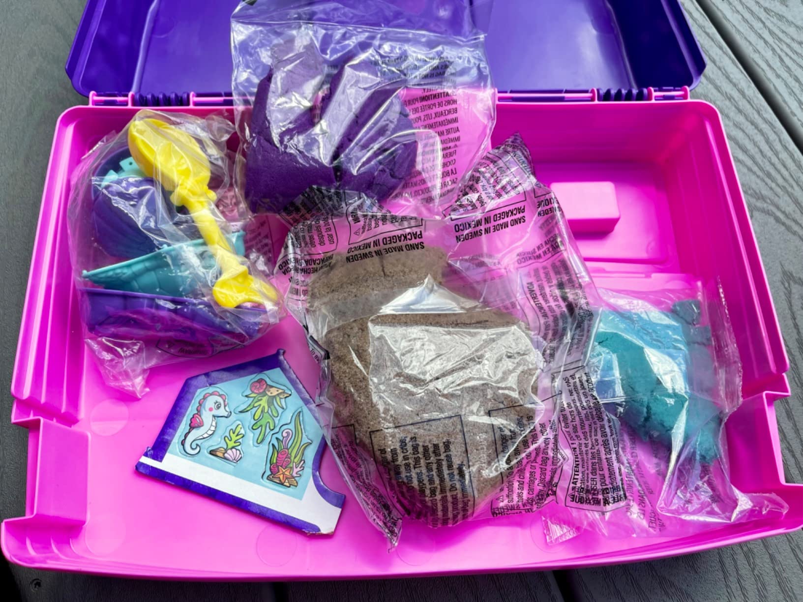 Kinetic Sand Mermaid Palace Set, Moldable Play Sand Sensory Toys, Ages 3+ customer photo 2