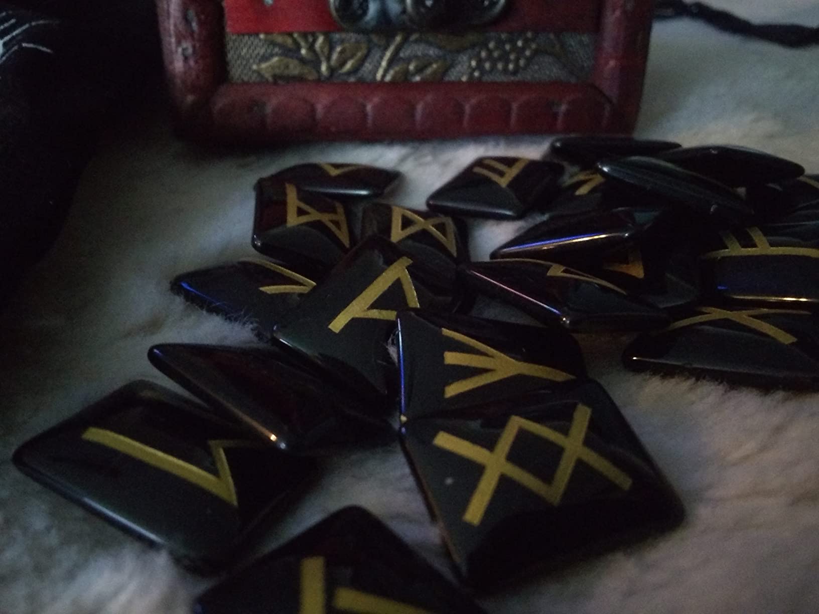 kcrygogo Rune Set with Elder Futhark Alphabet Crystal Meditation Divination Healing Chakra Reiki with Vintage Wooden Box and Natural Obsidian Pendant(3Pcs) customer photo 1