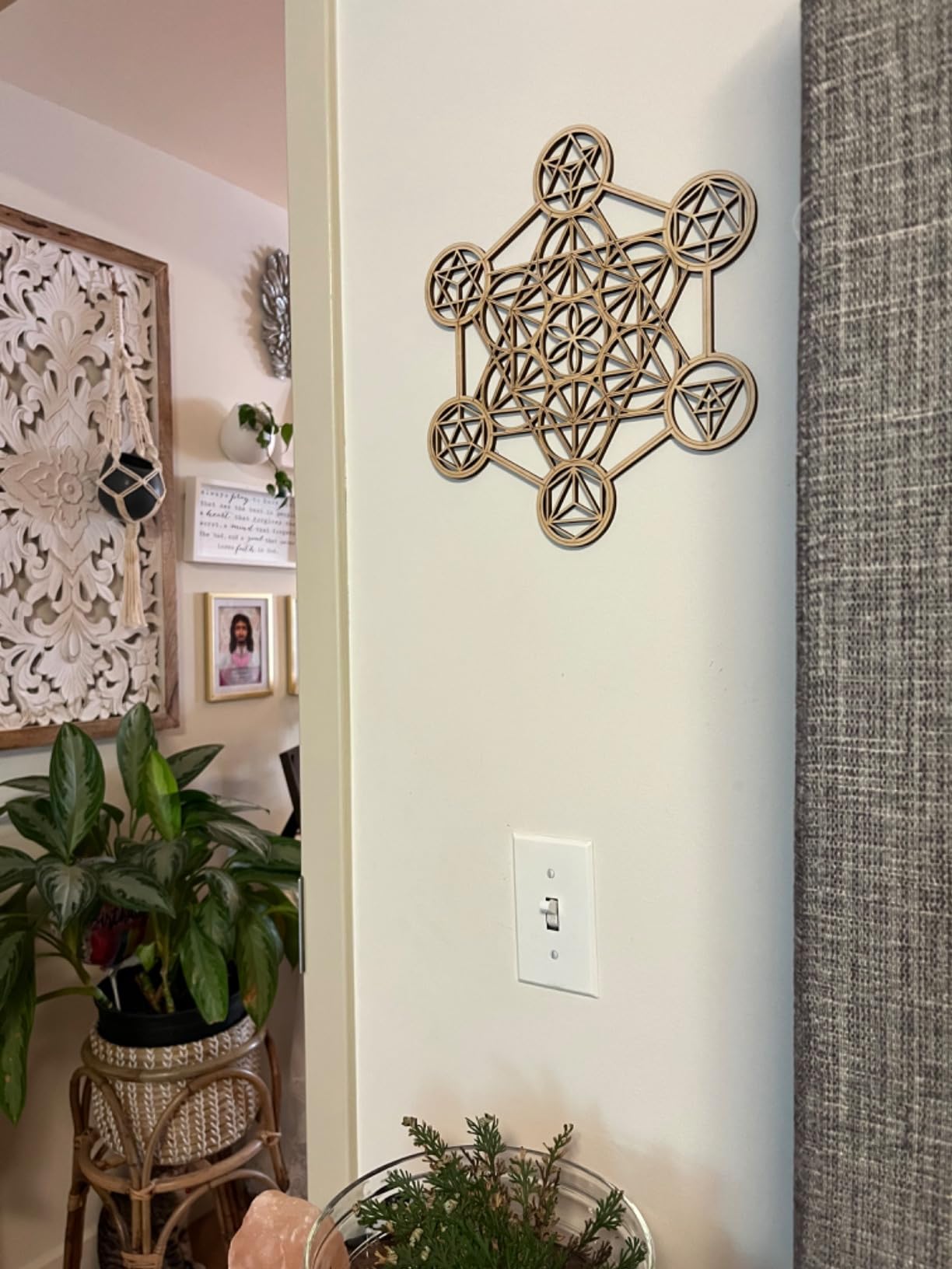 Bnesi 11.8Inch Metatron Cube Wall Decor, Sacred Geometry Meditation Wall Art | Laser Cut Wooden Panel, Spiritual Meditation Ornament; Ideal Energy Decoration For Yoga Room, Bedroom And Meditation Space customer photo 1