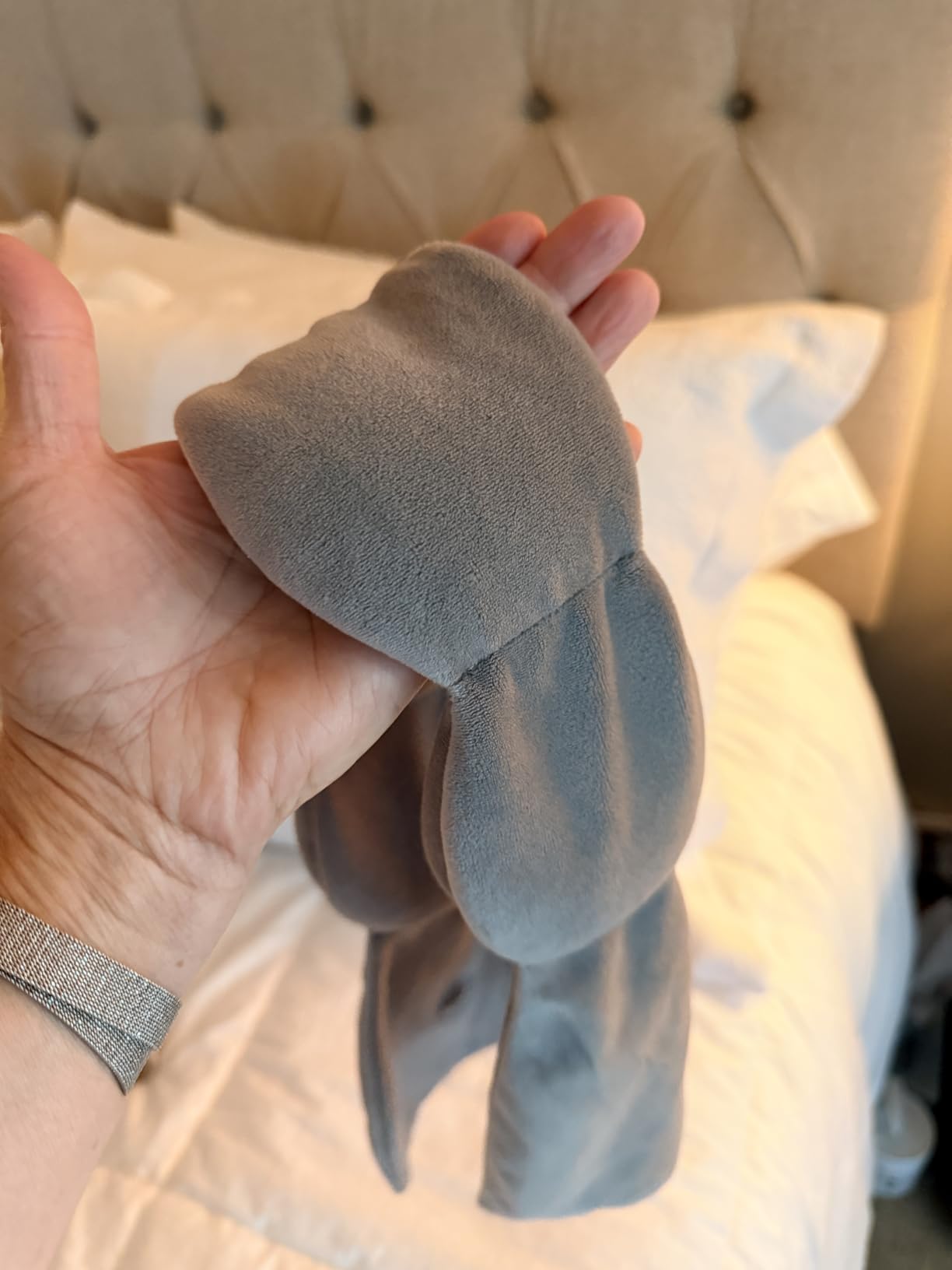 Nodpod Gentle Pressure Sleep Mask | Patented Light Blocking Design for Sleeping, Traveling & Relaxation - Sage customer photo 2