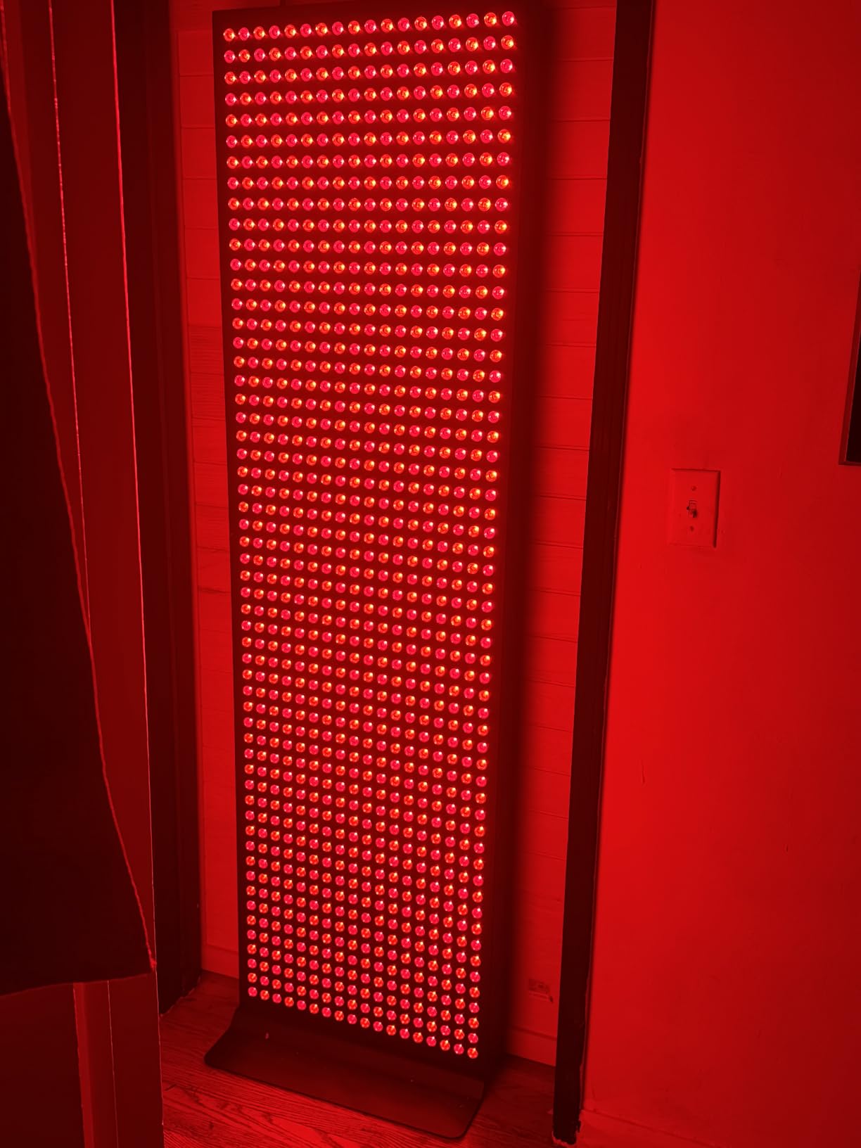 EXESAS Red Light Therapy Device for Full Body, 630nm, 660nm, 810nm & 850nm, Near Infrared Dual-Chip Clinical Grade LED Panel for Smooth Skin, Weight, Pain and Overall Wellness (120LED) customer photo 2