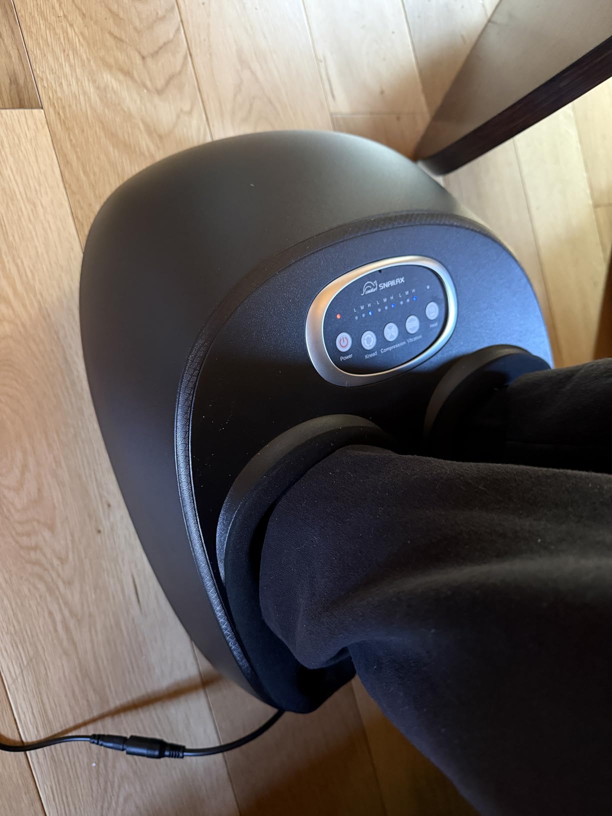 Snailax Shiatsu Foot Massager with Heat & Air Compression | Deep Kneading, Vibration Foot Massage with Adjustable Heat, Fits Men up to US Size 13, FSA Eligible HSA customer photo 2
