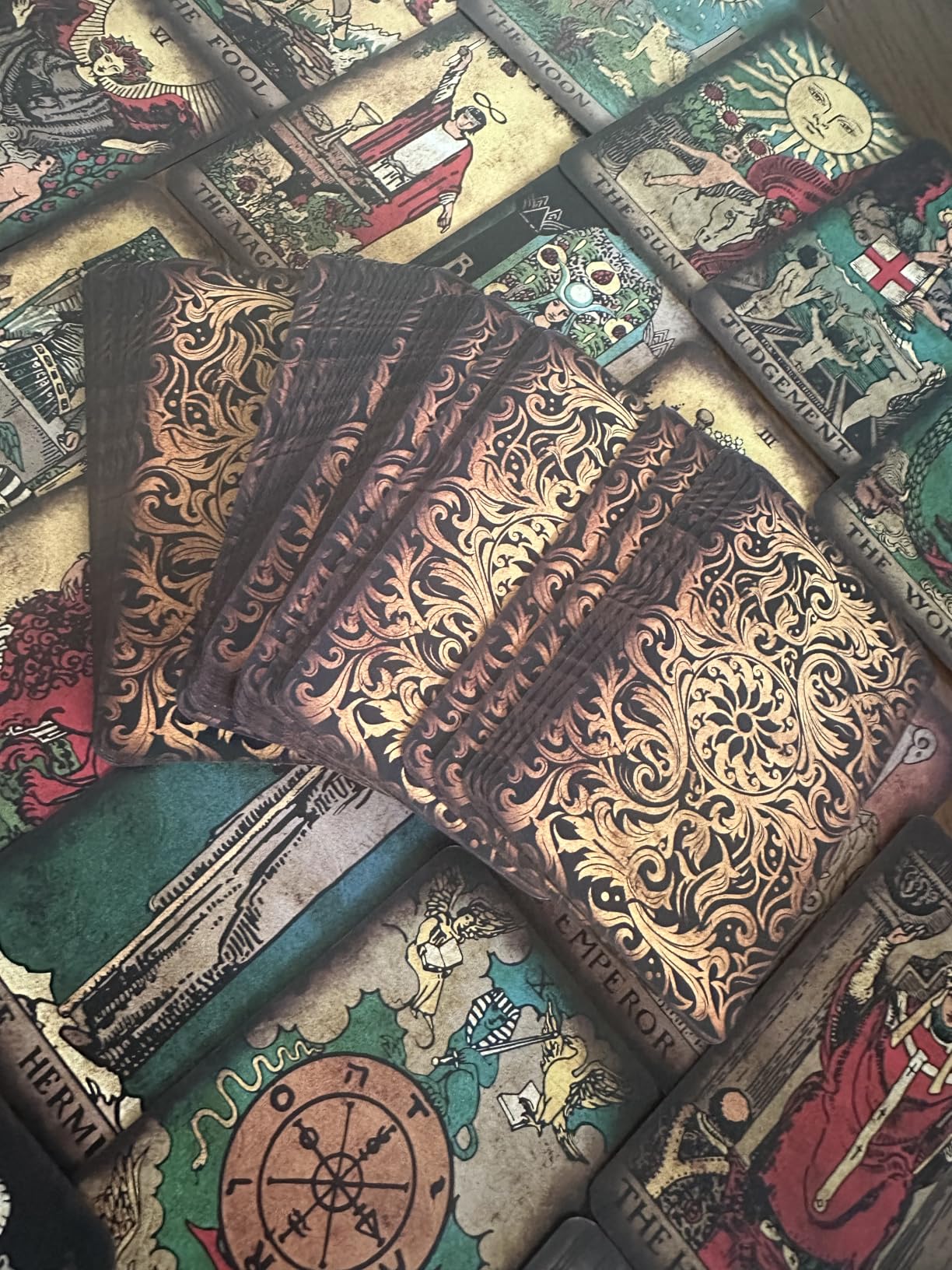 CRAFTERIAN Bright Tarot Cards Deck, 78 Cards Deck, Original Tarot for Beginners and Experts with Guide Book and Gift Bag, Fortune Telling Game, Divination Tools for All Skill Levels customer photo 1