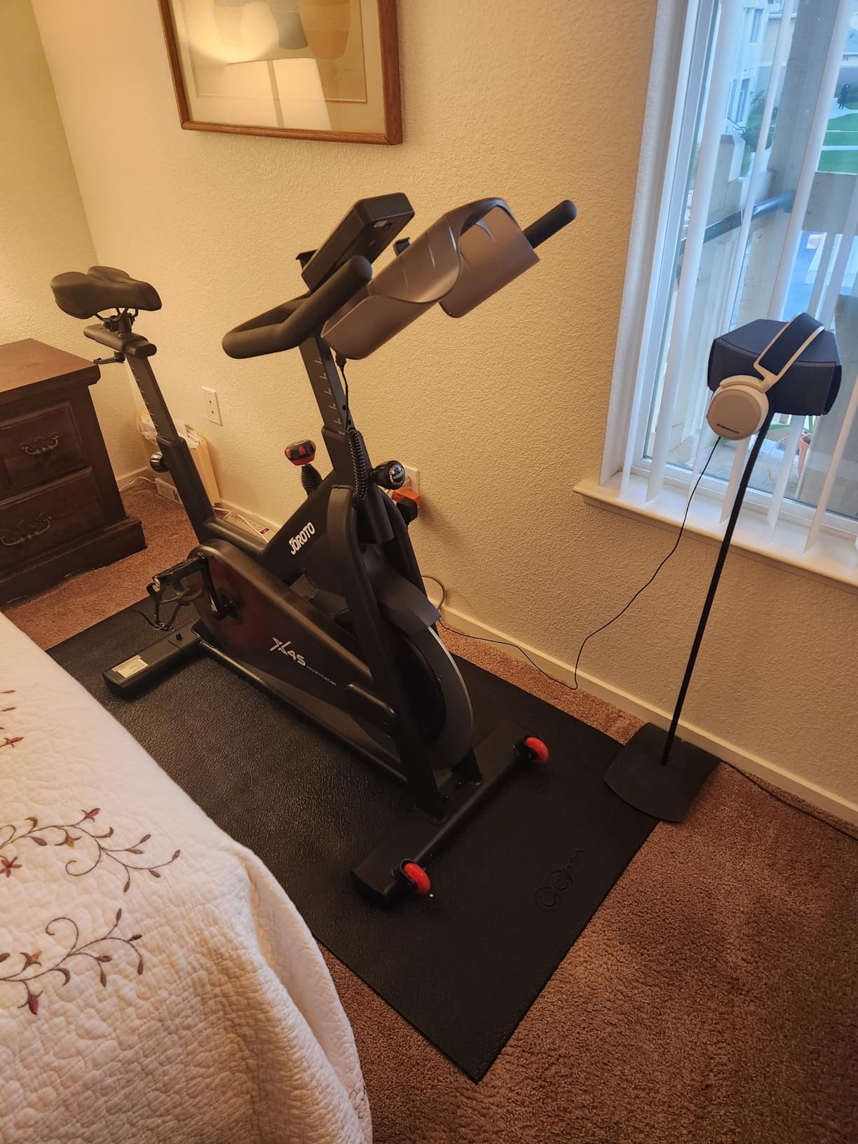 JOROTO Exercise Bike, Magnetic Stationary Bikes for Home customer photo 1