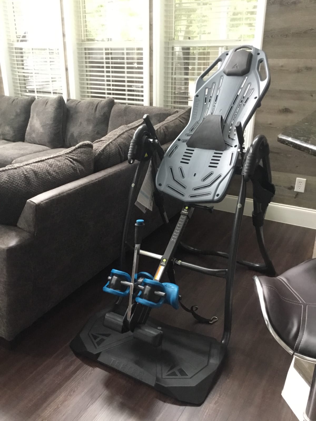 Teeter FitSpine LX9 Inversion Table, Deluxe Easy-Reach Ankle Lock, Decompression Surface for Back Pain Relief, Integrated Accessories, UL Safety Certified, Heavy-Duty 300 lb Capacity, FDA Registered customer photo 1