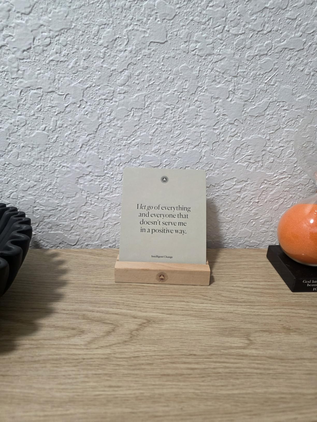 Intelligent Change 30 Positive Mindful Affirmation Cards for Kids with Display Stand customer photo 1