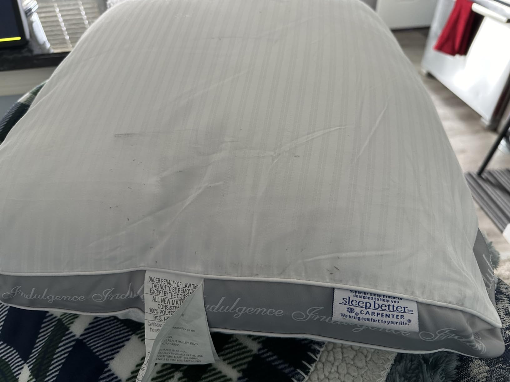 Isotonic Indulgence Synthetic Down Pillow | Side Sleeper (Standard/Queen) customer photo 1