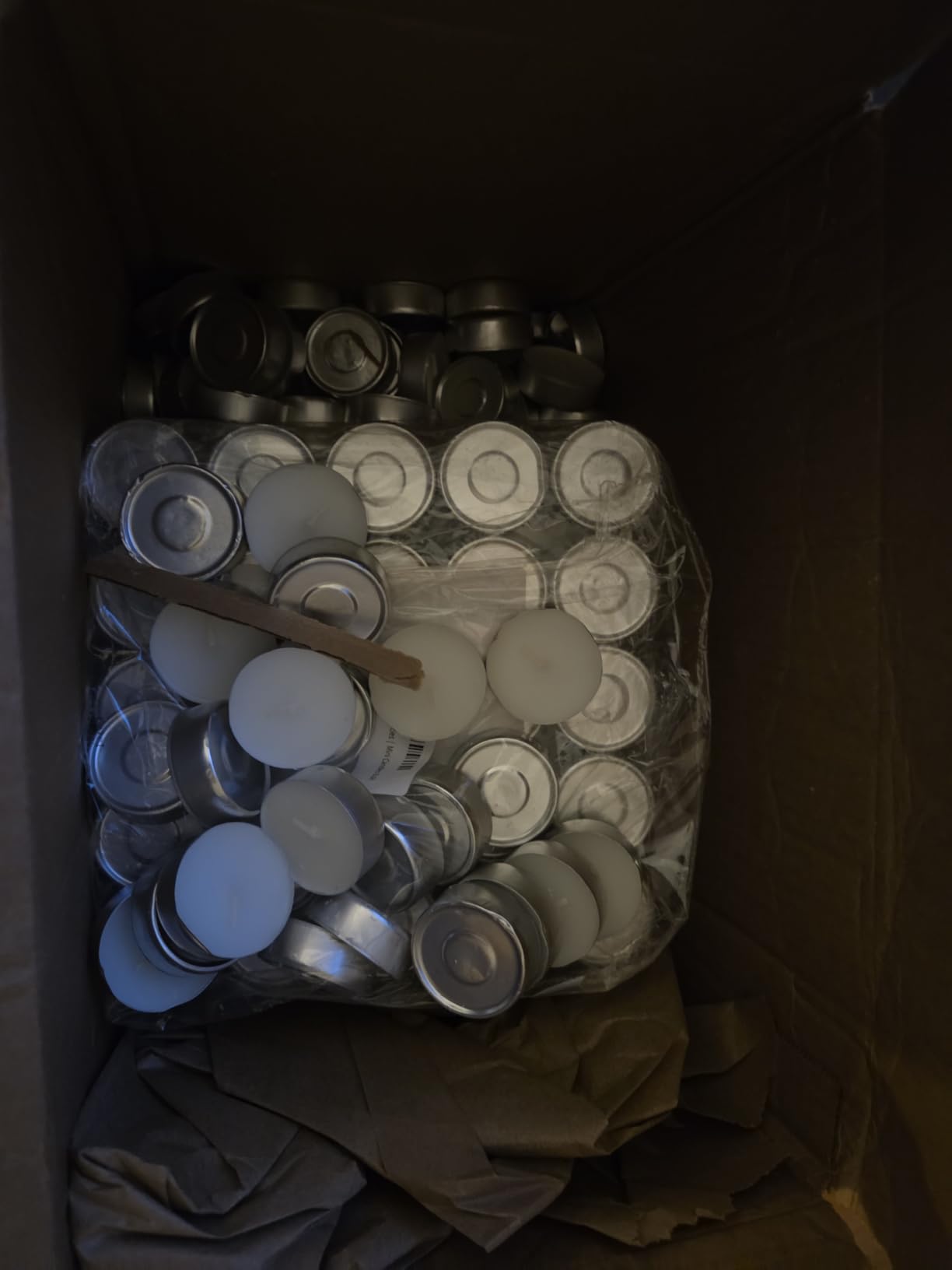 MontoPack Unscented Tea Light Candles 100 Pack | 4 hours, White, Smokeless, Dripless Small Votive Paraffin Tealights customer photo 2
