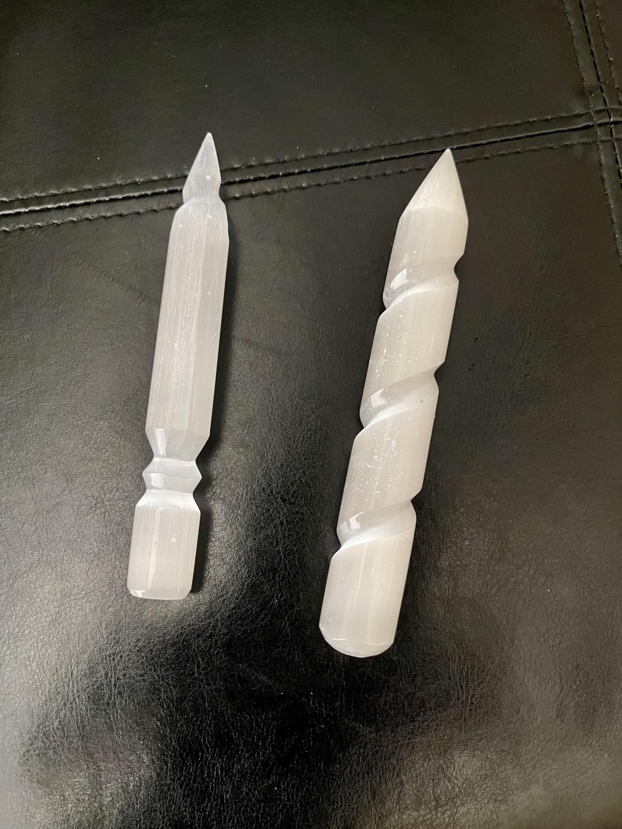 Selenite Crystal Wand, for Healing and Meditation, High Energy Crystals for Anxiety Relief, Yoga & Home Decor, Idea for Gift, White - 6 Inches customer photo 2