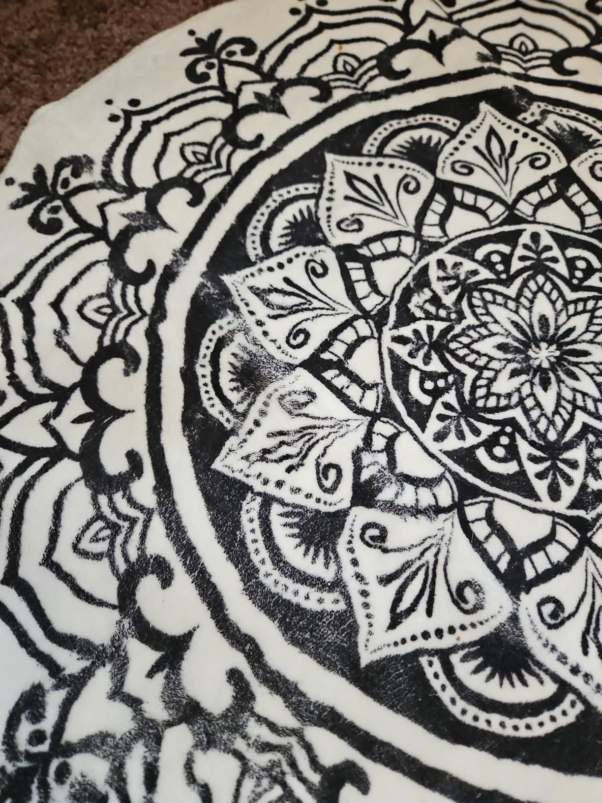 Carvapet Ivory Grey Washable 2' Small Round Area Rug Boho Mandala Carpet | Non-slip floor mat, soft throw rug for powder room, entryway, bathroom, nursery, or bedside floor decor in ivory grey customer photo 2