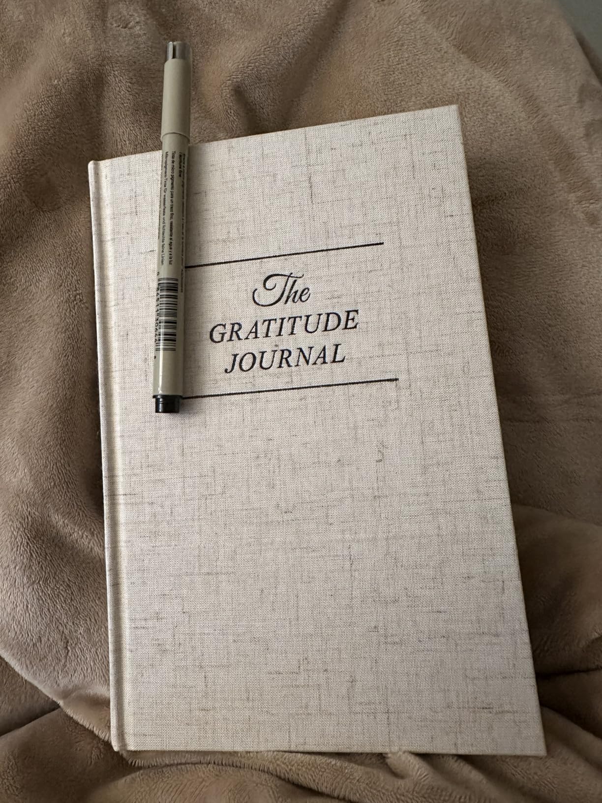 The Original Gratitude Journal 2026 - 5 Minute Gratitude Practice with Inspiring Quotes and Mindful Prompts for Affirmation, Reflection & Wellness - Daily Happiness Journal for Women & Men by Thankful Path customer photo 2