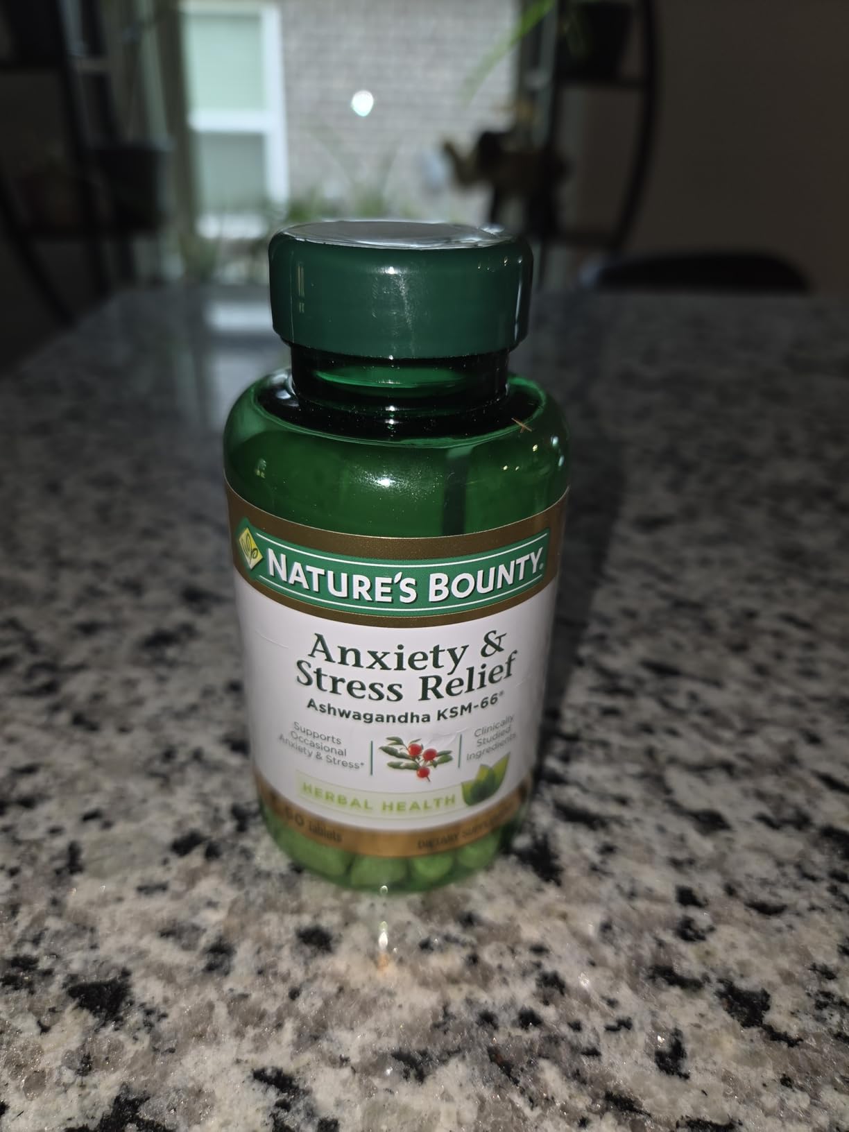 Nature's Bounty Stress Relief, Ashwagandha KSM-66, Supports Occasional Stress Relief, Dietary Supplement, 2 Tablets per Day, Vegetarian Tablets, Gluten Free, 90 Ct customer photo 1