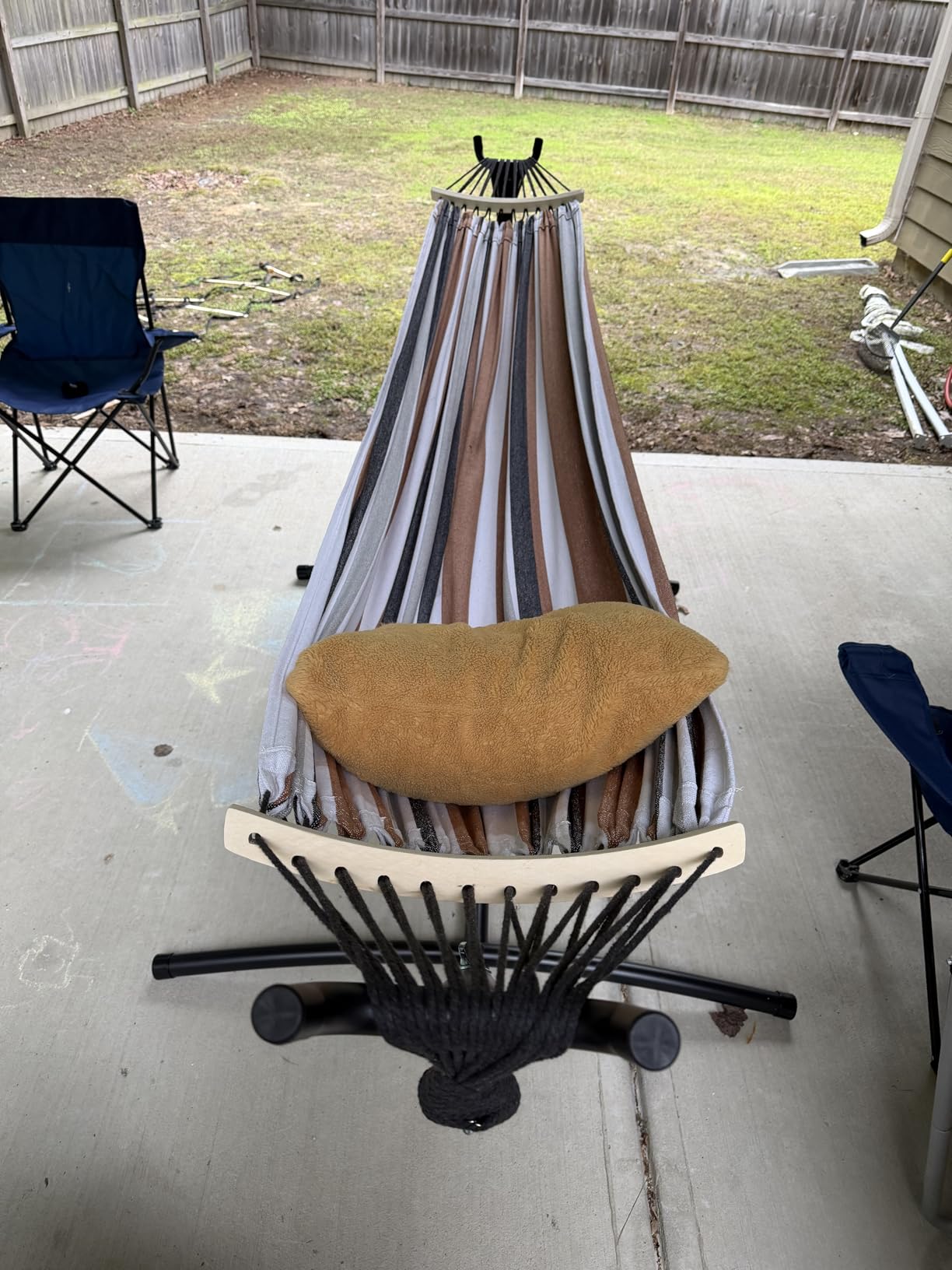 SZHLUX Double Hammock with Stand Included 450lb Capacity Steel Stand, Premium Carry Bag Included and Two Anti Roll Balance Beam, Portable Hammock with Stand for Backyard, Camping,Garden Brown Stripes customer photo 2