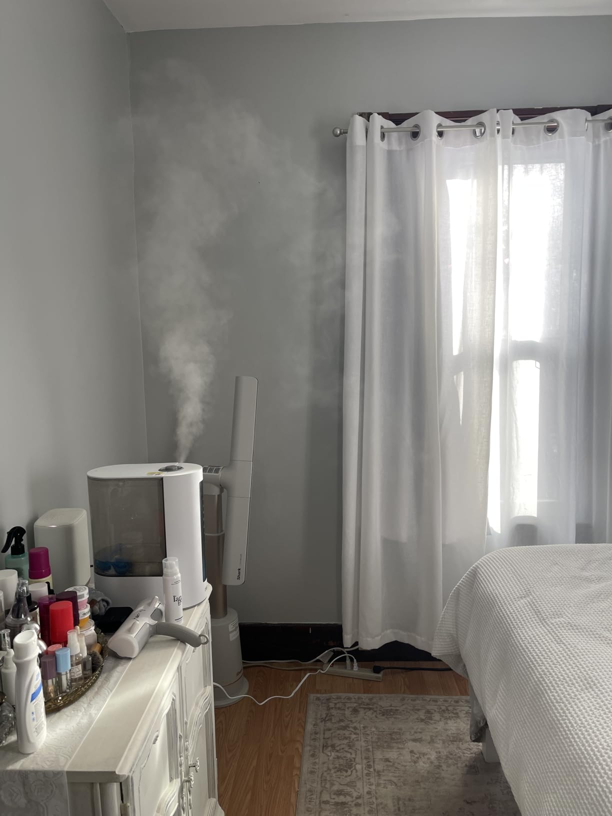 DREO 6L Smart Humidifiers for Bedroom, Warm & Cool Mist for Large Room | 60-Hour Quiet Runtime, 500ML/H Output, Smart Humidity Sensor, Indicator Light, App Control, Works with Alexa & Google customer photo 1