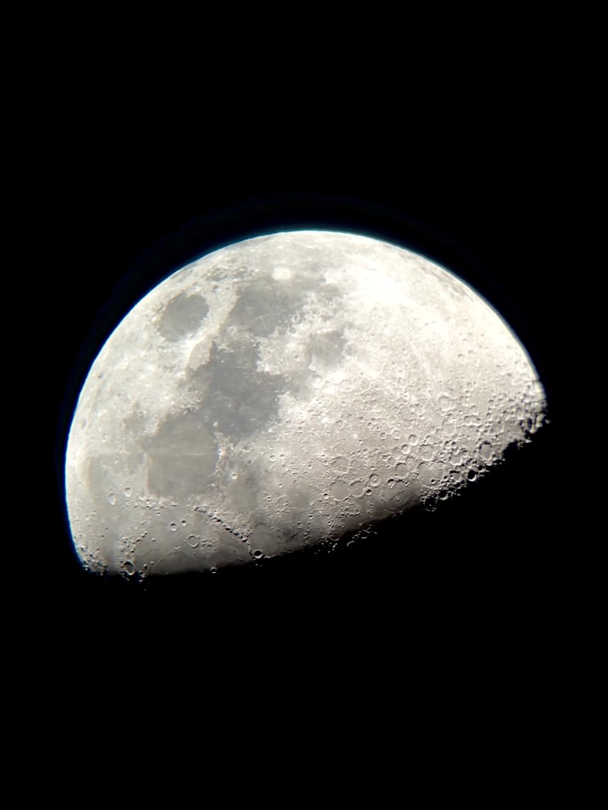 Celestron StarSense Explorer 114AZ App-Enabled Tabletop Dobsonian Telescope customer photo 2