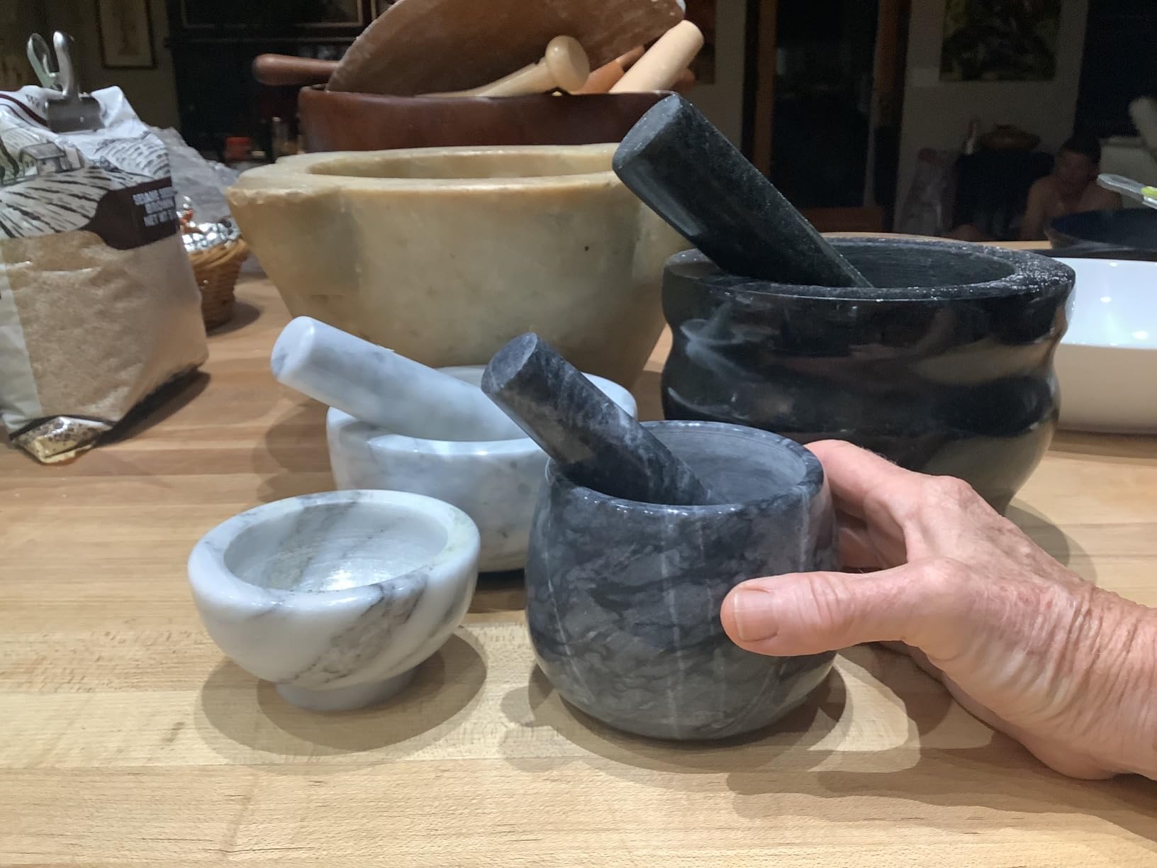 Heavy Duty Mortar and Pestle, Natural Marble Mortar and Pestle Set, Spice Herb Grinder Make Fresh Guacamole, Salsa, Pesto, Stone Grinder Bowl, 1.5 Cup customer photo 2