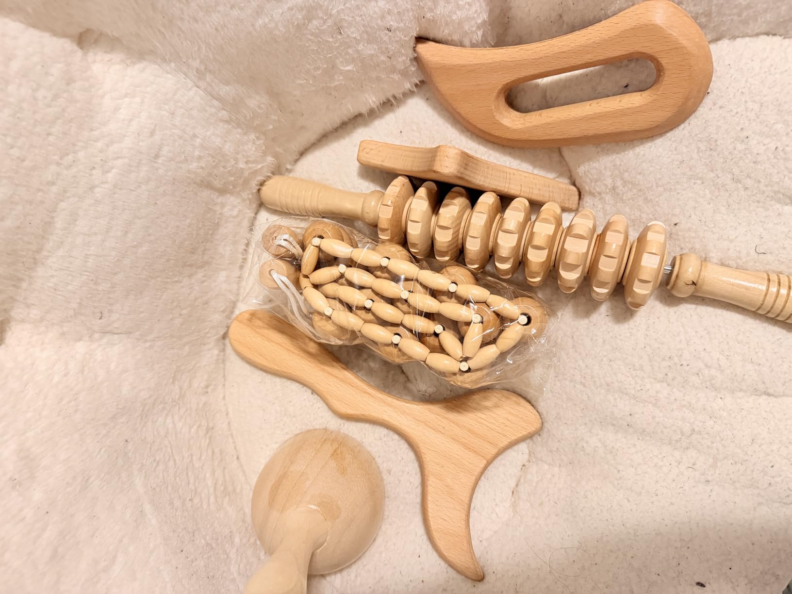 JUANWAN 12-in-1 Wood Therapy Massage Tools Lymphatic Drainage Massager Wooden Massage Body Sculpting Tools Maderoterapia Kit Wood Therapy Tools for Muscle Pain Relief Body Shaping Anti-Cellulite customer photo 1