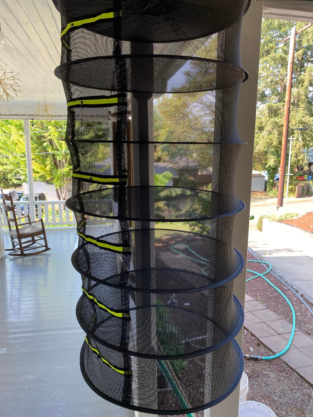 MEKOLIFE Herb Drying Rack with Mesh Design, Hanging Drying Rack with Green Zipper & Garden Pruning Shears - Versatile Plant Drying Solution (6 Layers) customer photo 1