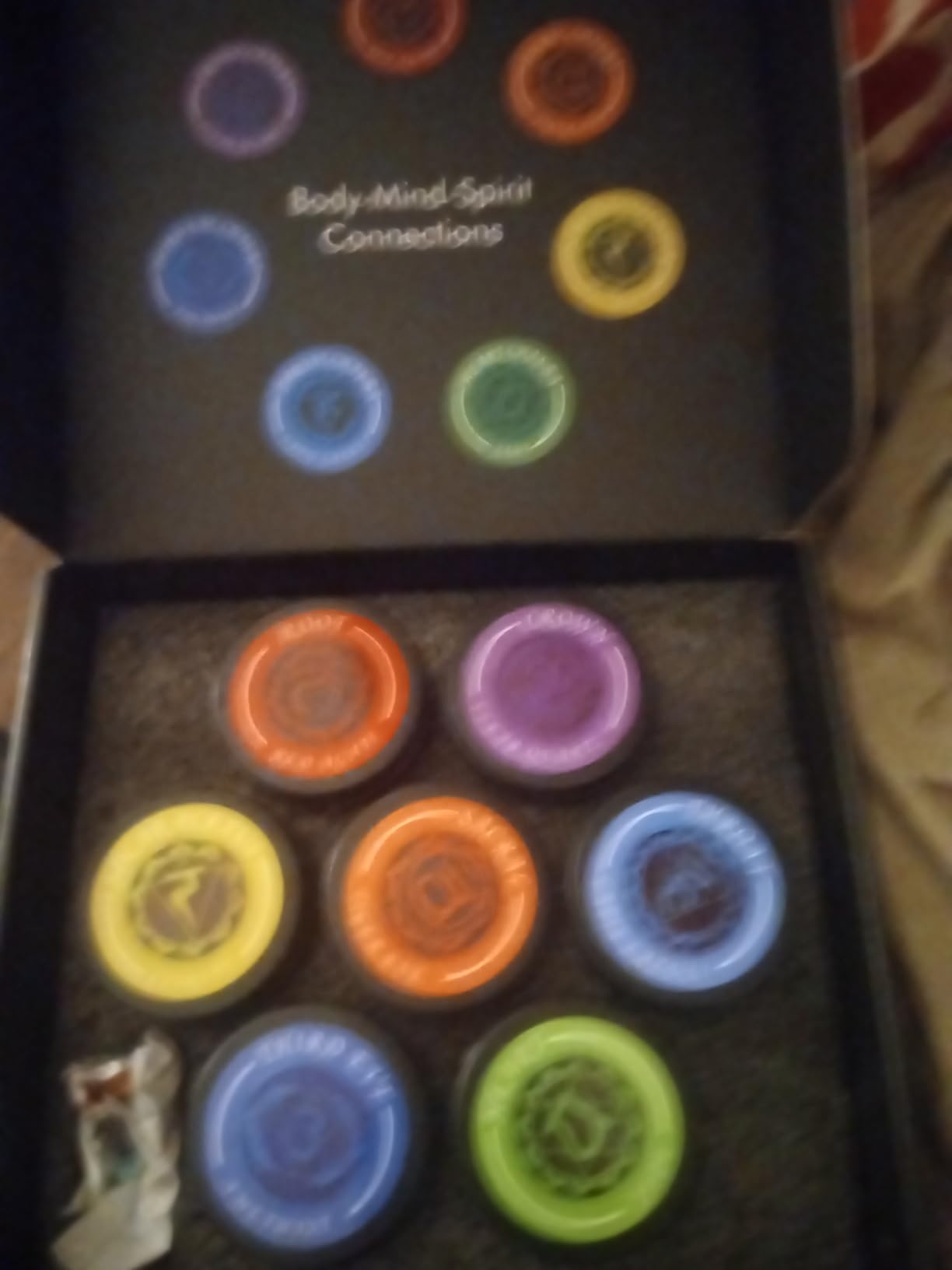 7 Chakra Crystal Candles with Healing Stones & Bracelets - Scented Meditation Candles for Stress Relief, Spiritual Decor, Yoga & Cleansing customer photo 1