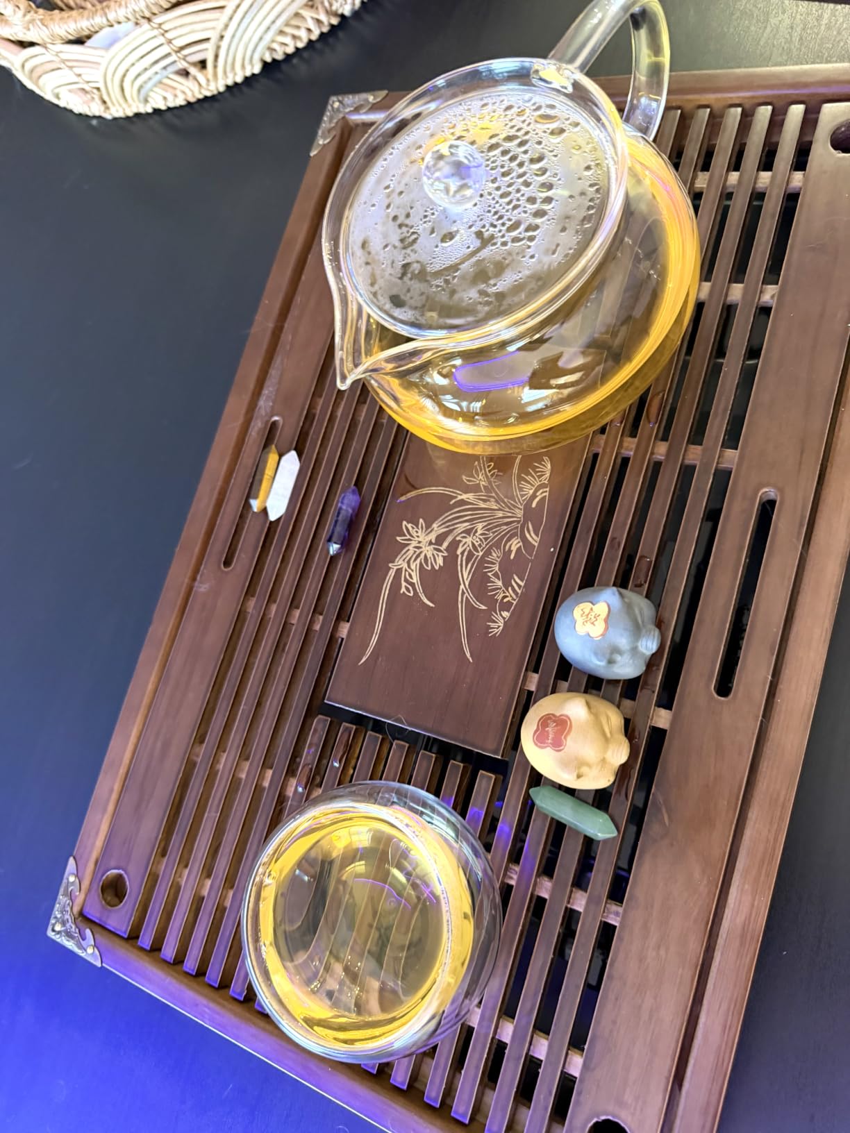 Eorbow Wooden Tea Tray, 17 Inch Chinese Kung Fu Tea Tray, Gongfu Tea Table with Water Storage Box, Household Filter Tea Serving Tray Gift Set for Home, Office, Bar customer photo 1