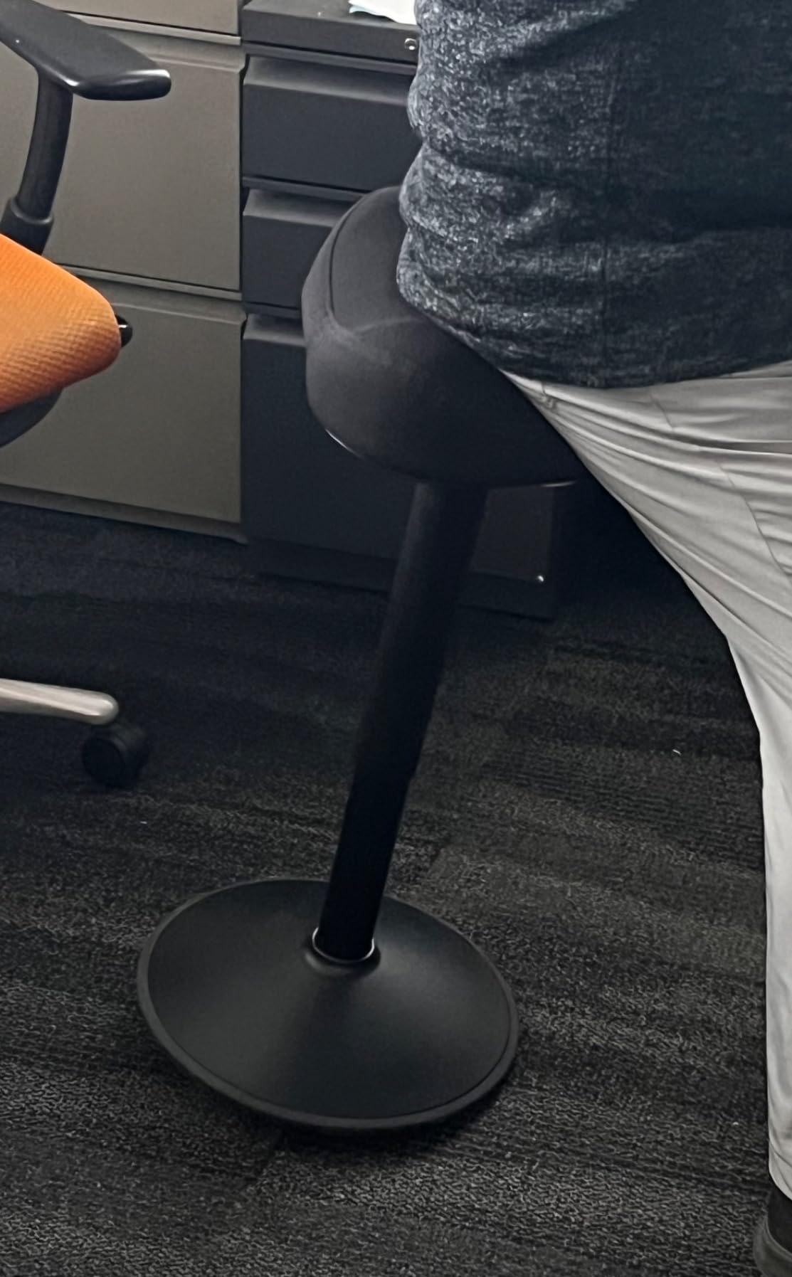 Standing Stool, Adjustable Ergonomic Office Chair Standing Desk Chair Swivel 360 Degree Swivel Tilting Balance with Saddle Seat for Active Learning Sitting customer photo 1