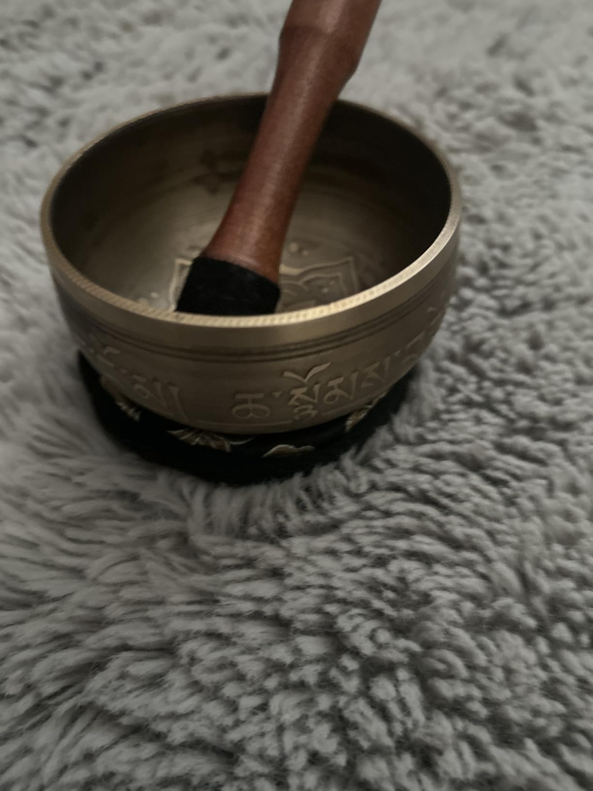 Tibetan Singing Bowl Set - Easy to Play & Beginner Friendly Meditation Bowl with Cushion & Mallet | Stress Relief & Mindfulness | Gift-Ready customer photo 2