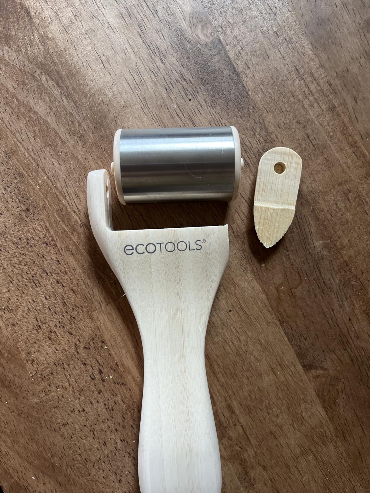 EcoTools Ice Roller, Stainless Steel Facial Roller - Cooling Relief, Freezer-Safe for Face and Neck customer photo 1