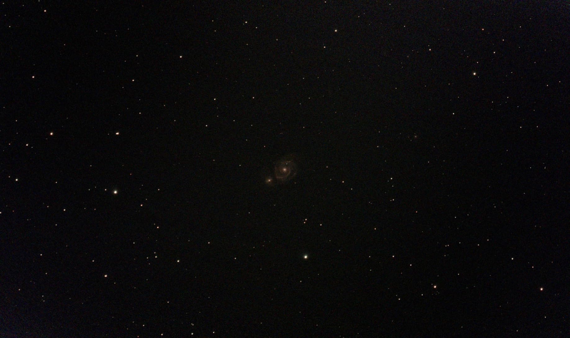 Vaonis Vespera II Smart Telescope Observation Station, VE50 II | Sony IMX585 8.3MP Sensor, 50mm Aperture, 250mm F/5 Optics, Live Stacking and Autofocus, 4-Hr Battery, App-Controlled customer photo 1