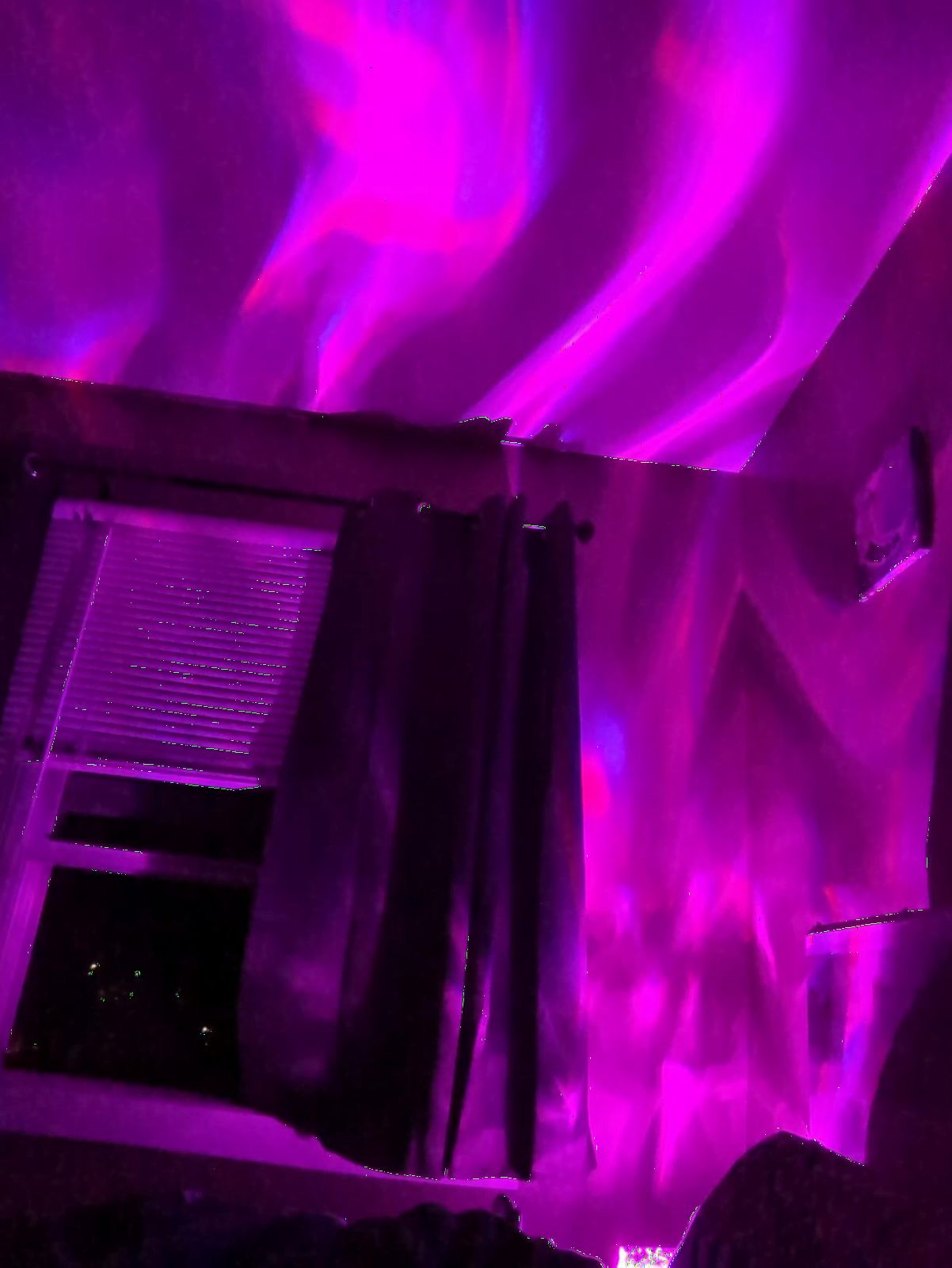 Galaxy Projector Night Light Projector Teen Girl Gifts Trendy Stuff,18-Color Lava Lamp LED Lights for Bedroom Mood Ambient Lighting,Birthday Gifts Northern Aurora Light Projector Dorm Decor Room Decor customer photo 1