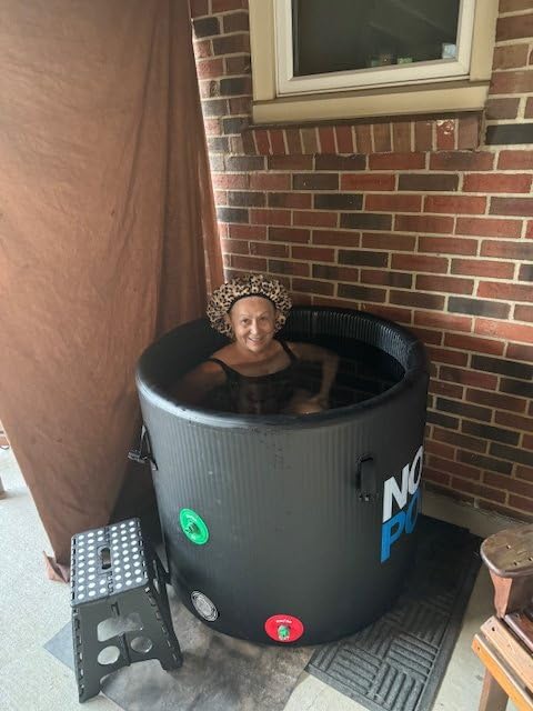 LifePro NordPod Recovery Ice Tub - Portable Cold Plunge Tub for Ice Bath Recovery & Cold Water Therapy - Ice Bath Tub for Athletes - Indoor/Outdoor Cold Plunge Tub Outdoor with All-Weather Lid customer photo 2