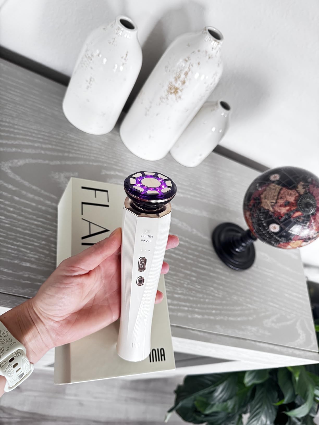 INIA 3-in-1 Red Light Therapy for Face and Neck Beauty Device for Puffiness & Skin Firming Skincare Tool (White) customer photo 1