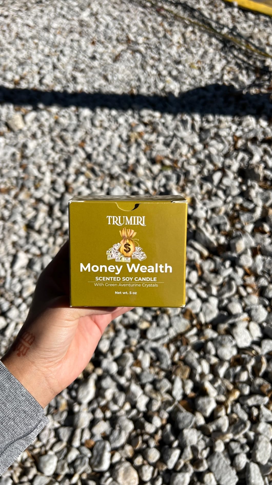 Money Wealth - Crystal Candles for Home Scented - 5oz Soy Wax Natural Clean Organic Non Toxic with Essential Oils - for Real Cash Luck Manifestation Aromatherapy Gift Bathroom - Long Lasting Candel customer photo 1