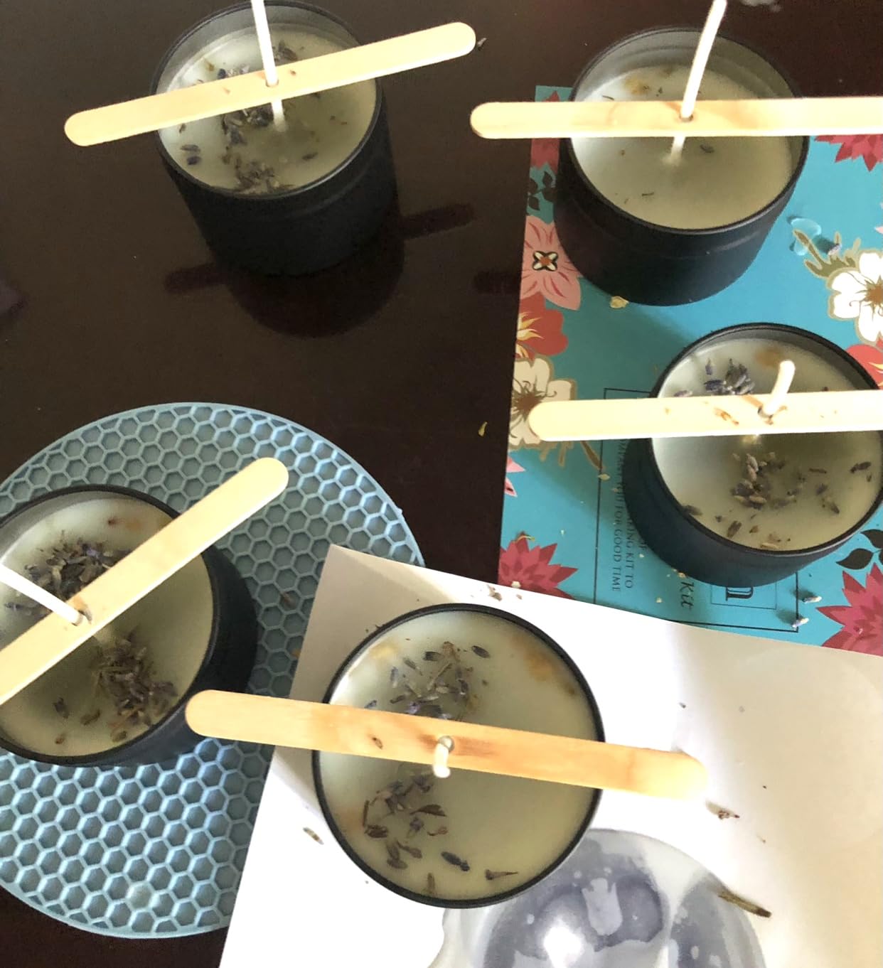 Complete Candle Making Kit With Wax Melter, Candle Making Supplies, DIY Arts&Crafts Kits Gift For Adults,Beginners,Including Bees Wax,500w Electric Stove,Wicks,Rich Scents,Wick Clips,Pouring Pot Etc. customer photo 2