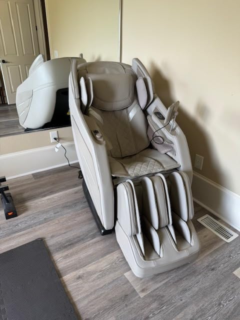 Osaki OS-3D Champ II | Taupe | Full Body Massage Chair | 3D SL-Track Full Body Massage Chair | Zero Gravity | Lumbar Heating | Touchscreen Controller | Auto Body Scan | Bluetooth Speaker customer photo 1
