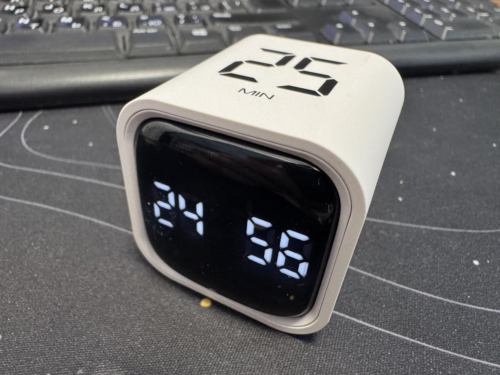 Rotating Pomodoro Timer 5/25/10/50, Desk Productivity Flip Timer, ADHD Tool | Countdown/Stopwatch Cube Timer customer photo 2