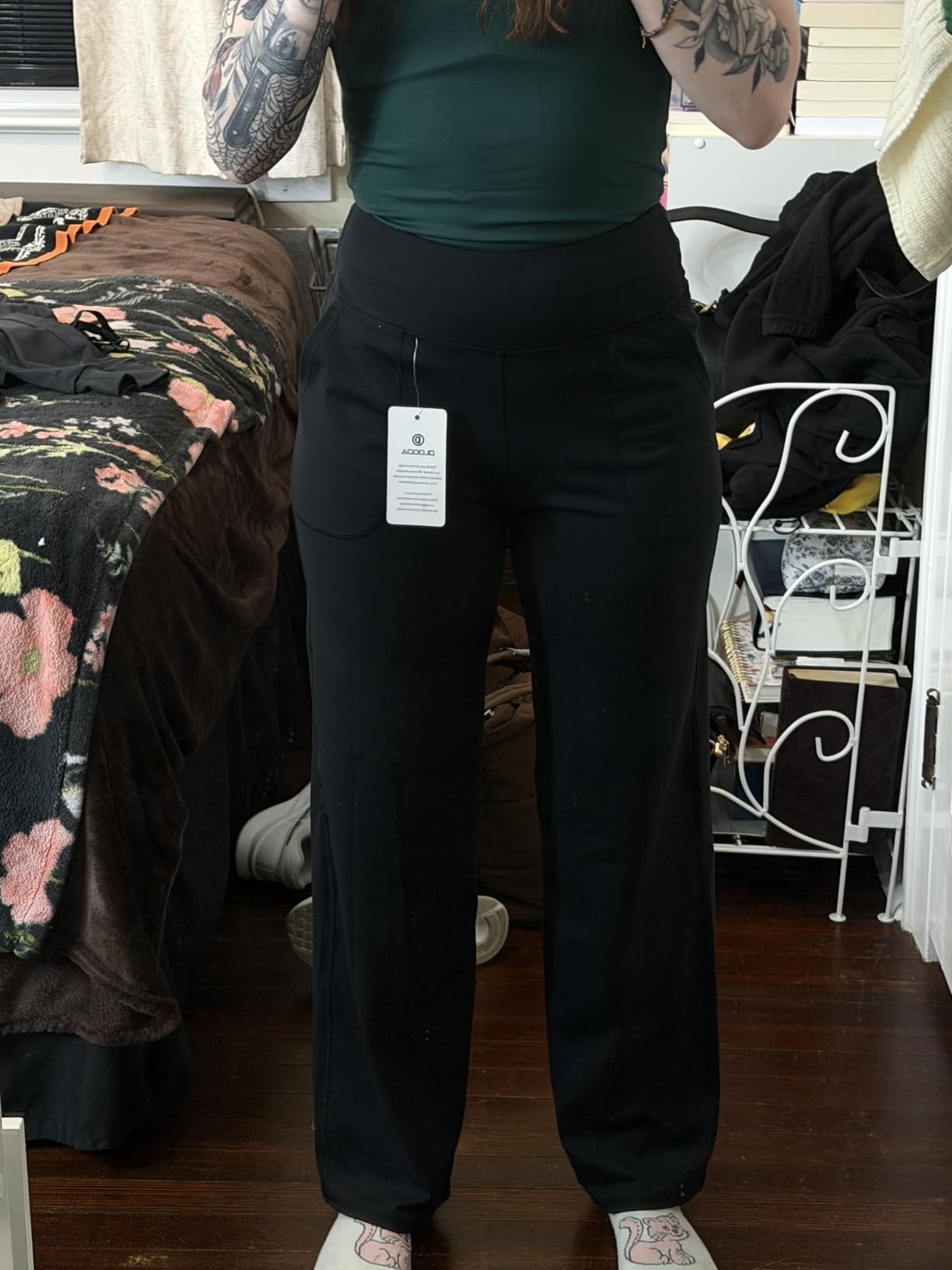 DLOODA Womens Wide Leg Yoga Pants High Waist Casual Trousers with Pockets | Soft Stretchy Fabric, Two Pockets, Straight leg, Loose Dress Pants, Comfy Lounge Sweatpants for Yoga, Work, Travel, Workout customer photo 1