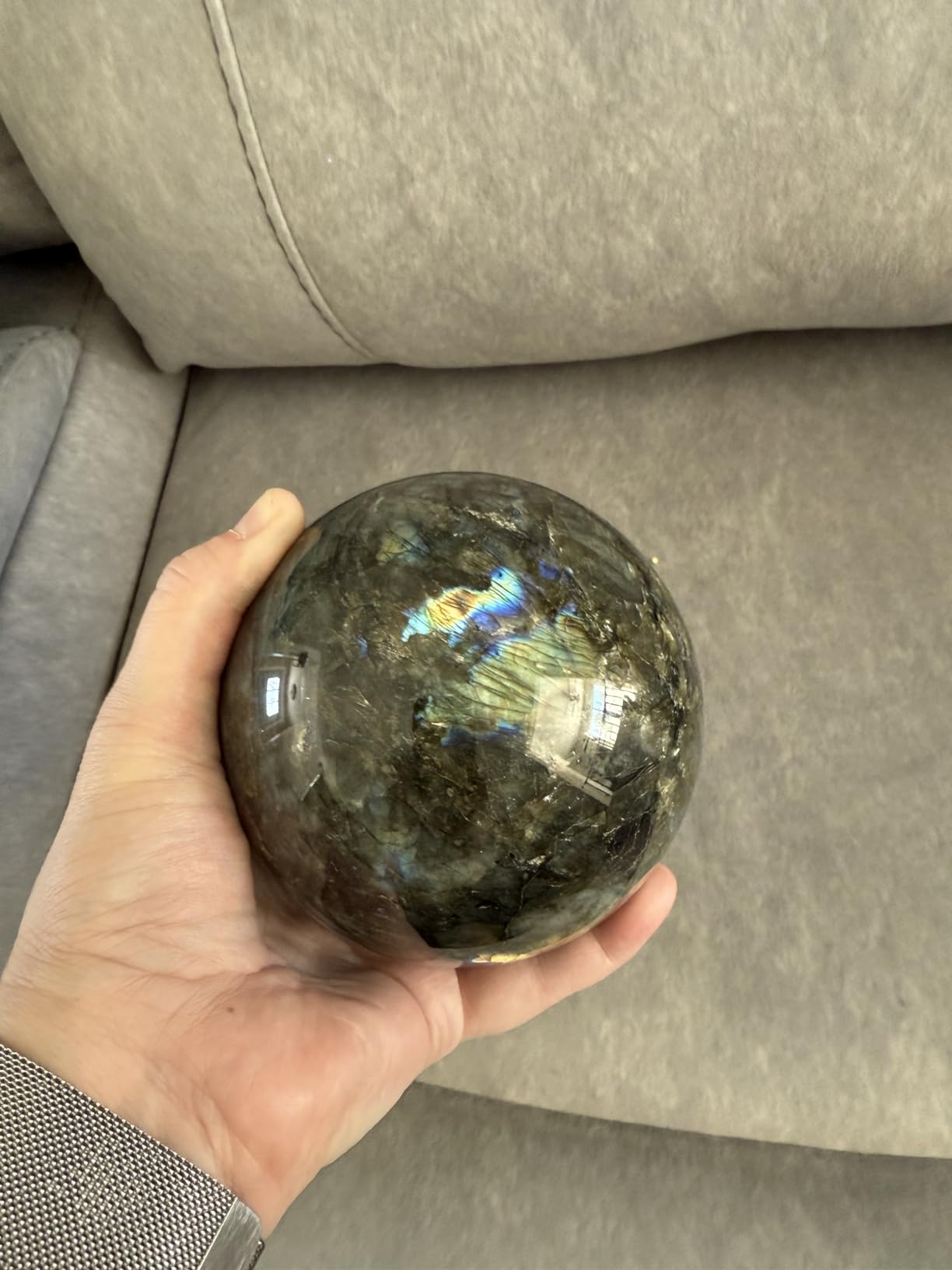Labradorite Crystal Ball with Stand Large Crystals Sphere Decorative Ball Meditation Witchcraft Home Decor 90-100mm/3.5-3.9