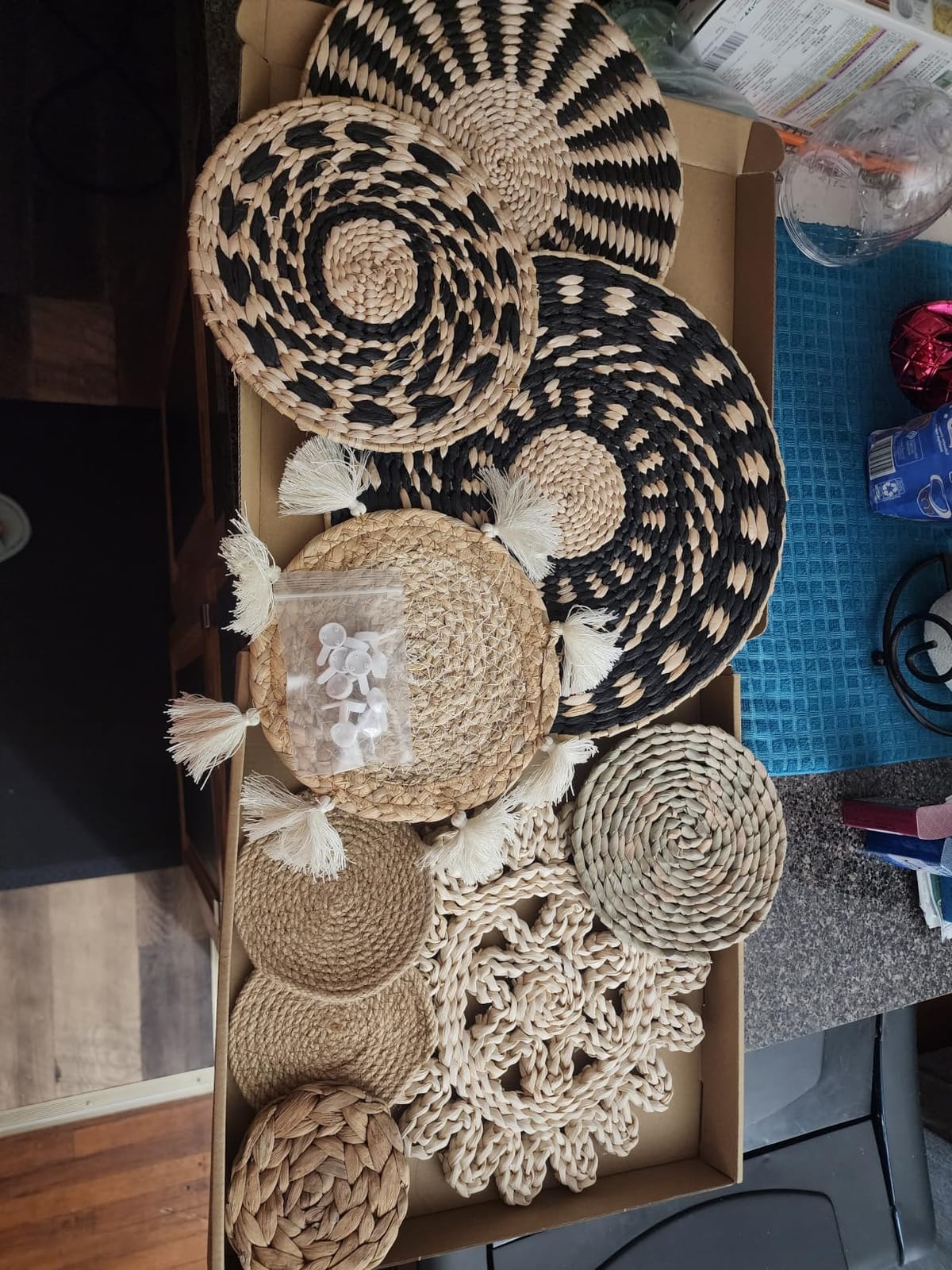 Set of 11 Boho Wall Basket Decor Wicker Woven Wall Basket Decoration | LOMOHOO Bohemian Handcrafted Round Basket Hanging Decor Bulrush Wall Art Decors for Living Room Rustic Home customer photo 2
