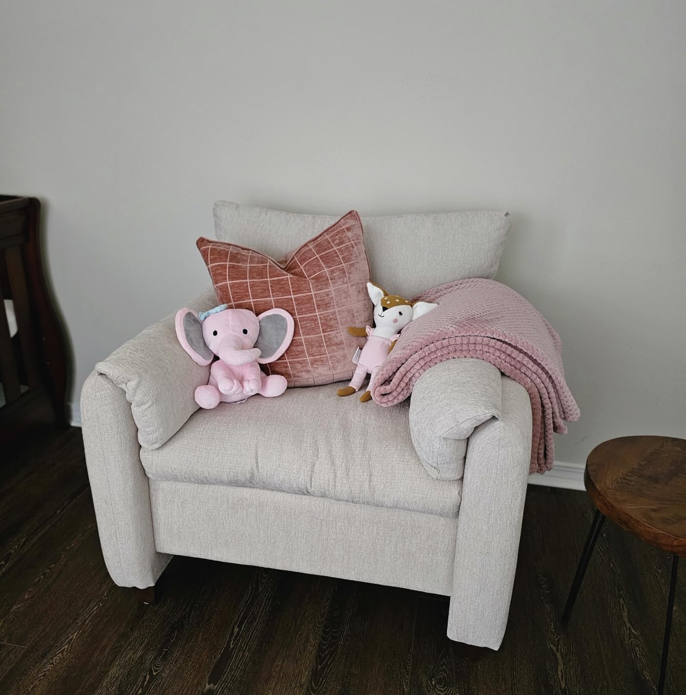 Howjoe Accent Chair for Living Room, Oversized Reading Armchair, Beige customer photo 1