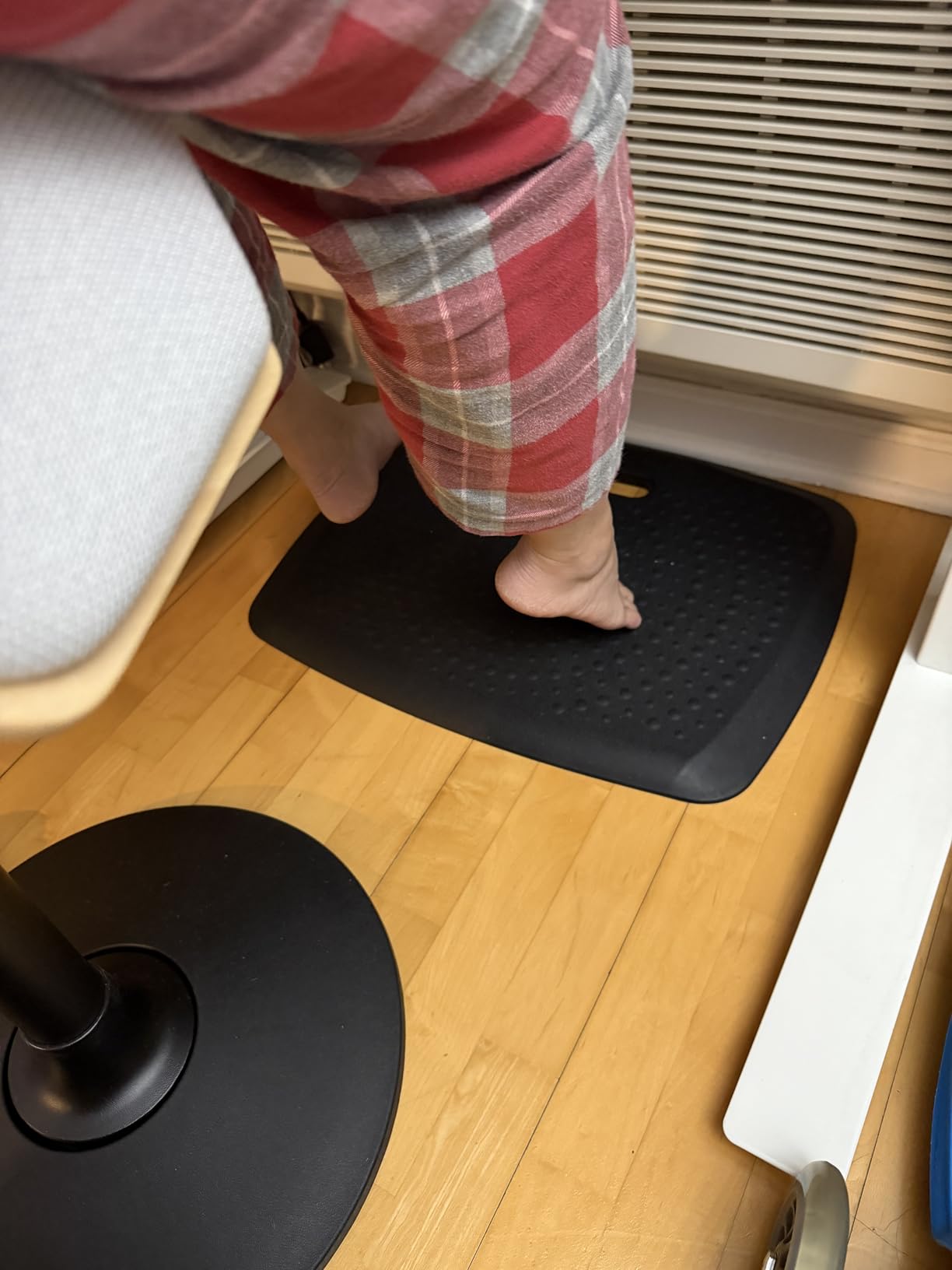 Branch Saddle Stool, Height-Adjustable Active Seat with Ergonomic Design | Wobble Stool Supports Movement in All Directions customer photo 2