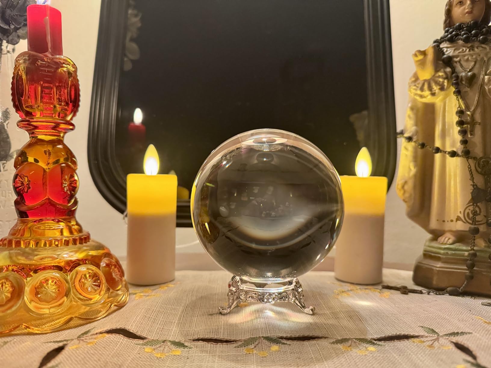 QFkris 150mm/6inch Clear Crystal Ball with Wooden Stand Fortune Teller Mystical Quartz Ball Photography Props FengShui Divination Spheres customer photo 2
