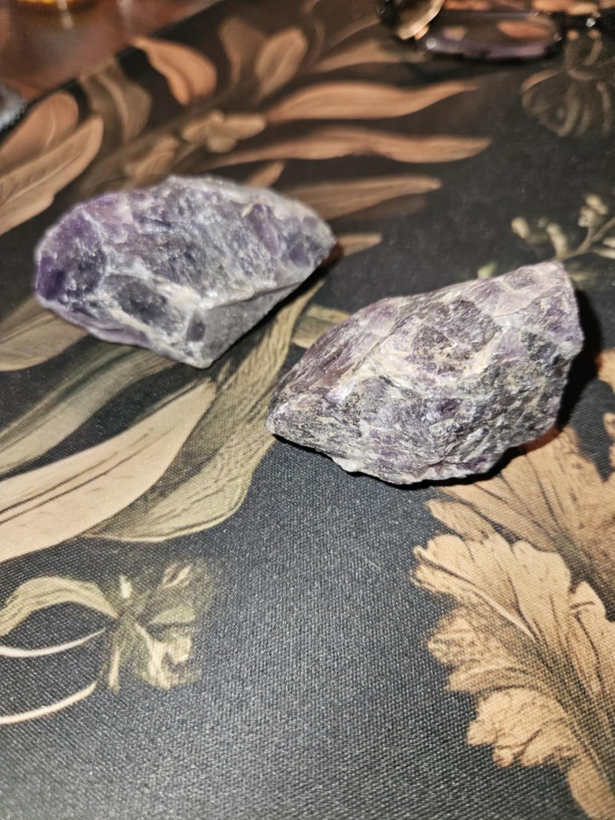Jovivi 2pcs Raw Amethyst Crystals,Large 1.6-2.2