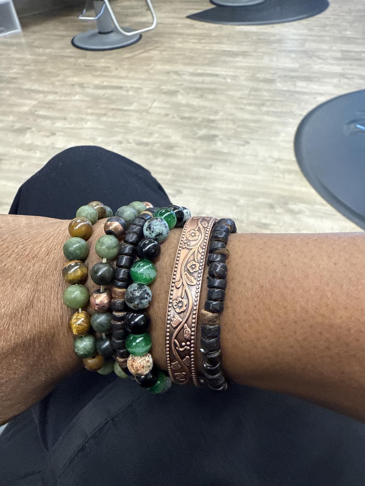 BioMag Copper Magnetic Bracelet Set for Women Men, Pure Copper Jewelry Gift | 99.99% Pure Copper Cuff Bangle Lymphatic Drainage Rings with 3500 Gauss Magnets, Adjustable & Flower Pattern, Multicolor customer photo 1