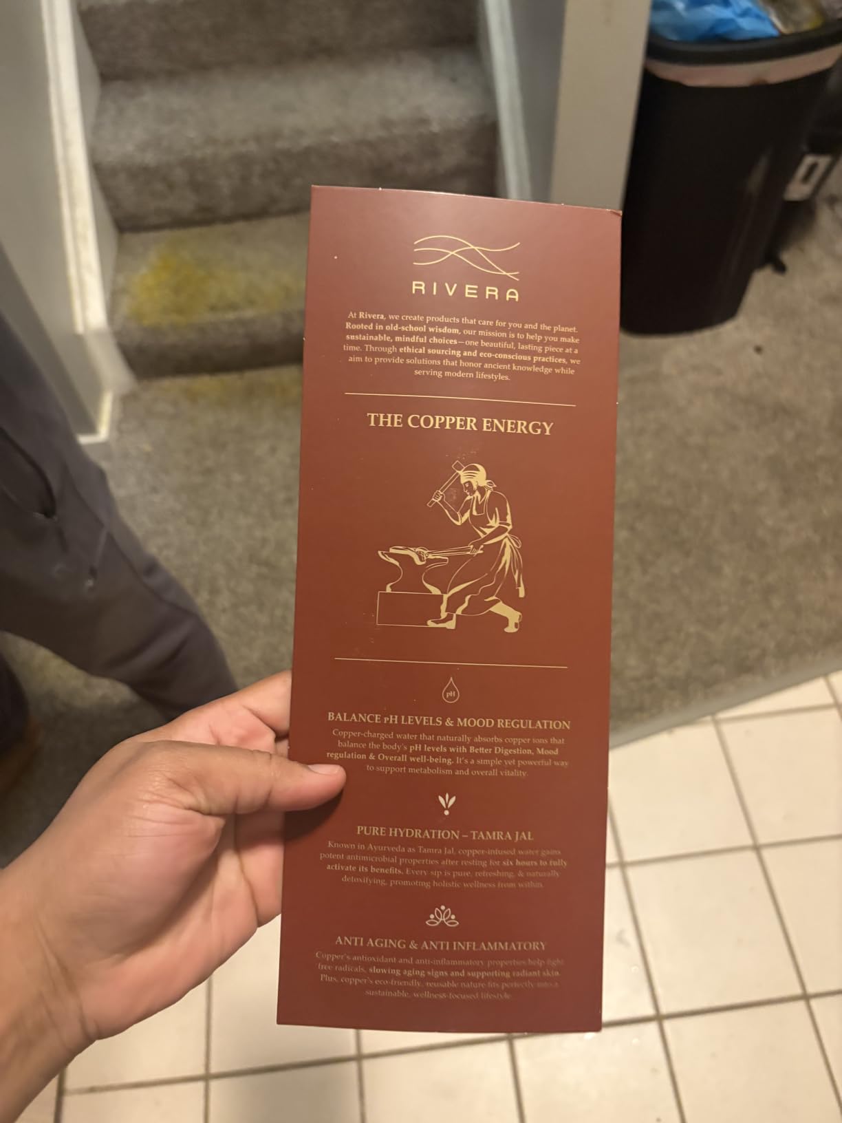 Rivera Hammered 32oz - 99.92% LAB TESTED Pure Copper water bottle, PTFE & PFOA Free, Leakproof & Joint free, BPA-Free, Eco-Friendly, Non-Toxic, Handcrafted, Detox & Wellness - Hammered customer photo 2