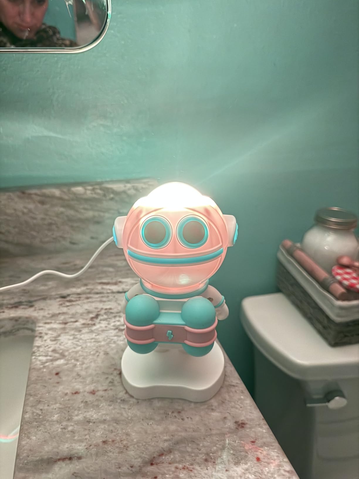 XEBKOR Astronaut Sunset Lamp,720° Magnetic Rotating RGB LED Night Light | 16M Colors Smart APP Control,Aesthetic Room Decor & Mood Lighting,Unique Space Gifts for Kids Teen Girls Adults customer photo 1