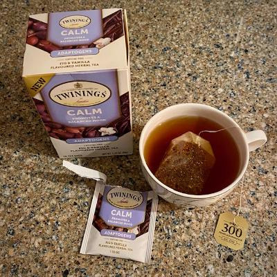 Twinings Superblends Adaptogens Calm with Ashwagandha Fig & Vanilla Flavoured Herbal Tea Caffeine-Free, 18 Tea Bags (Pack of 1), Enjoy Hot or Iced customer photo 1
