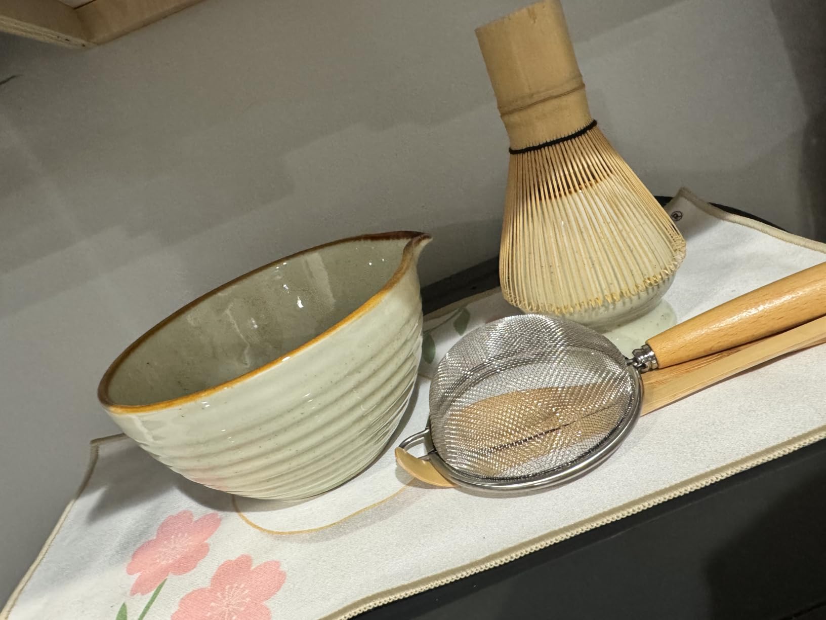 Matcha Set 7 Pcs, Japanese Matcha Kit for Beginners with Ceramic Bowl, Bamboo Whisk, Whisk Holder, Sifter, Chashaku Scoop and Tea Towel, Matcha Tea Set for Home, Latte and Gifts customer photo 2