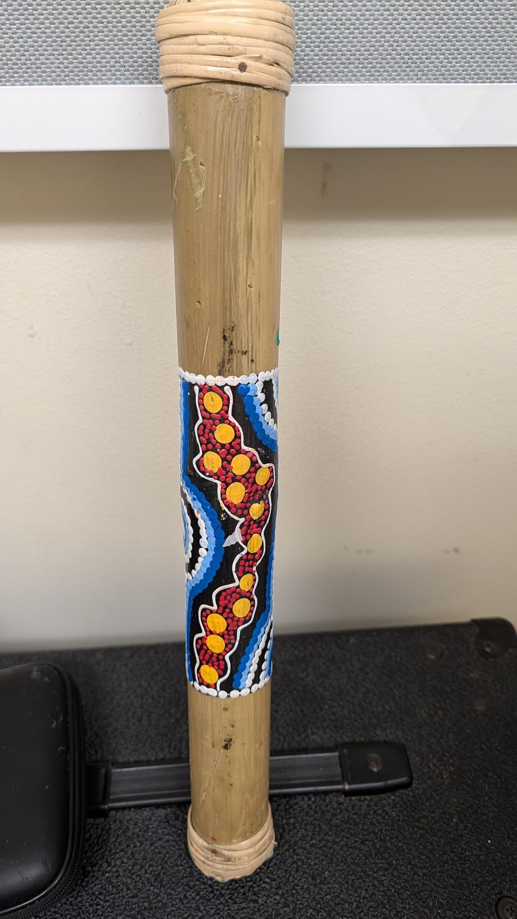 Large 32