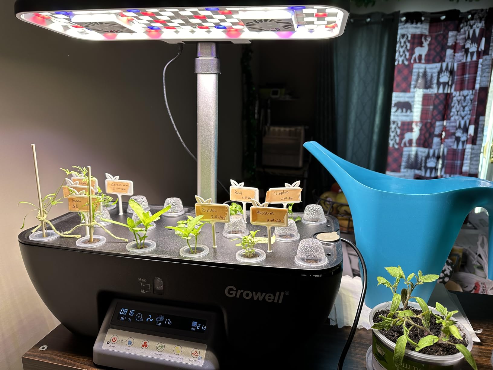 Growell 17 Pods Hydroponics Growing System Kit, Indoor Garden with 2 Fans | for Airflow & Anti-Mold, LED Grow Light, Smart Water Cycle, Auto Timer, 10L Large Water Tank, Gardening Gift, Black/White customer photo 1